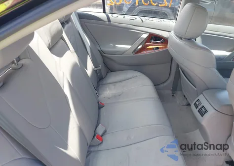 2011 Toyota Camry Xle V6 z USA, uszkodzony, nr VIN 4T1BK3EK7BU118455